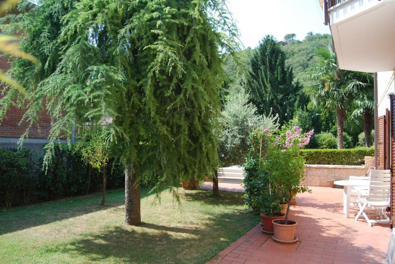 Villa Gio Mezzane di Sotto Luaran gambar